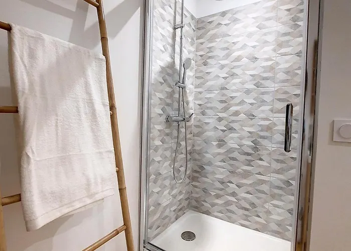 Le Nordique - 2 - Fibre Wifi - Netflix - Menage Inclus Ταρμπ